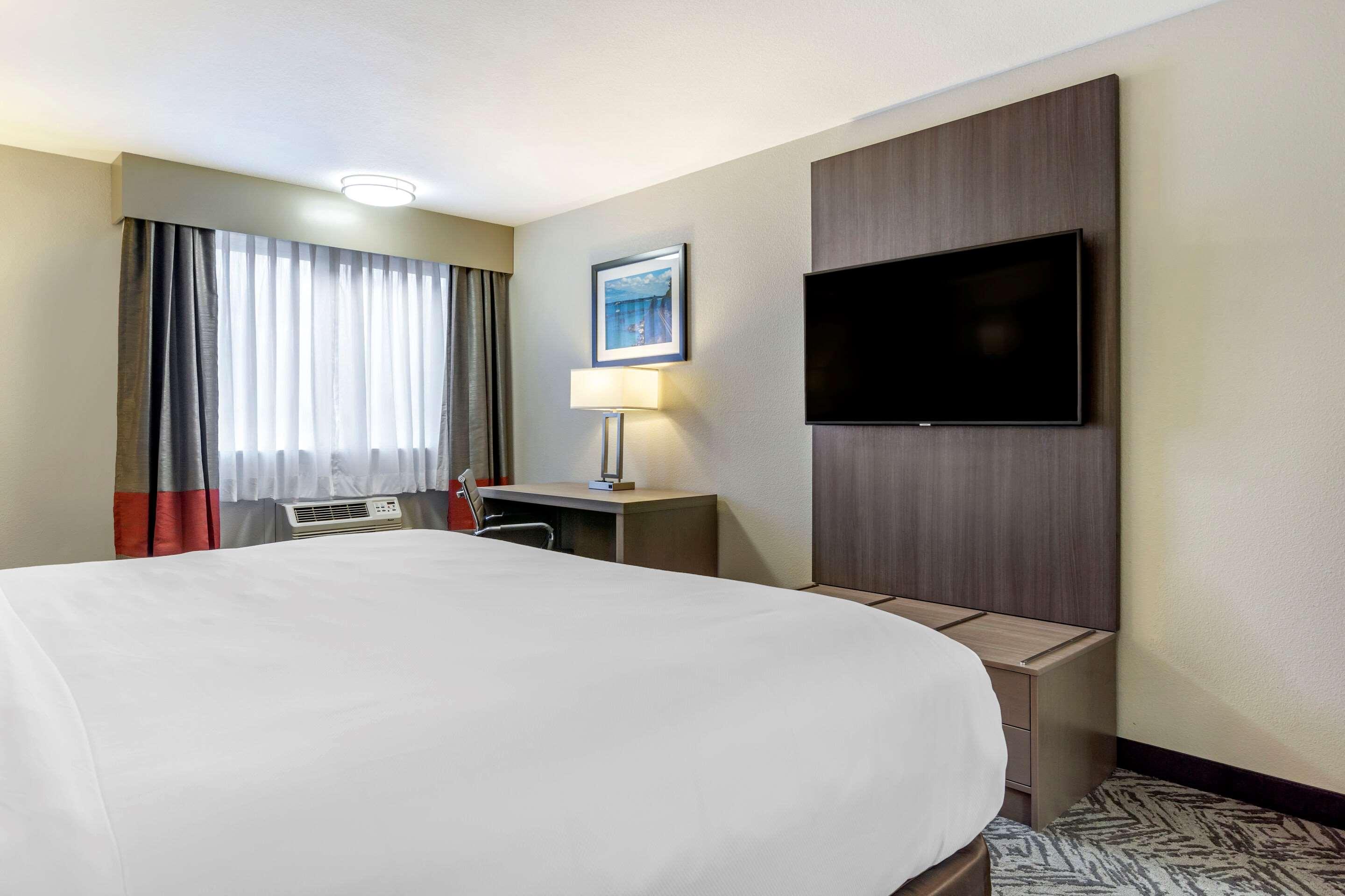 Comfort Inn & Suites Pacific - Auburn エクステリア 写真