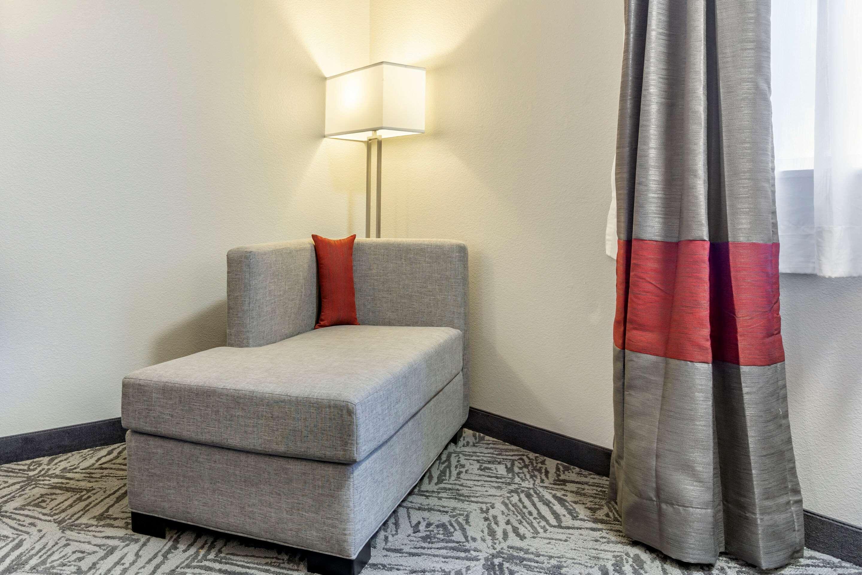 Comfort Inn & Suites Pacific - Auburn エクステリア 写真