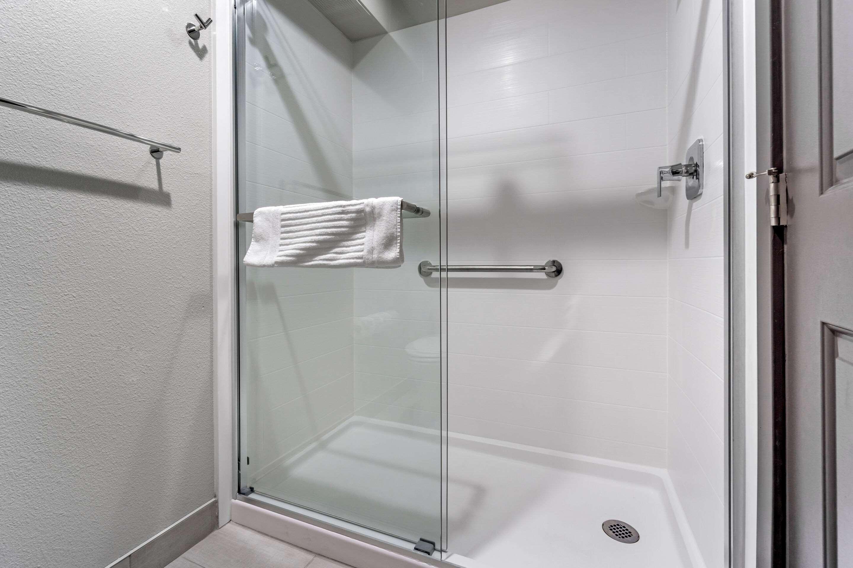 Comfort Inn & Suites Pacific - Auburn エクステリア 写真