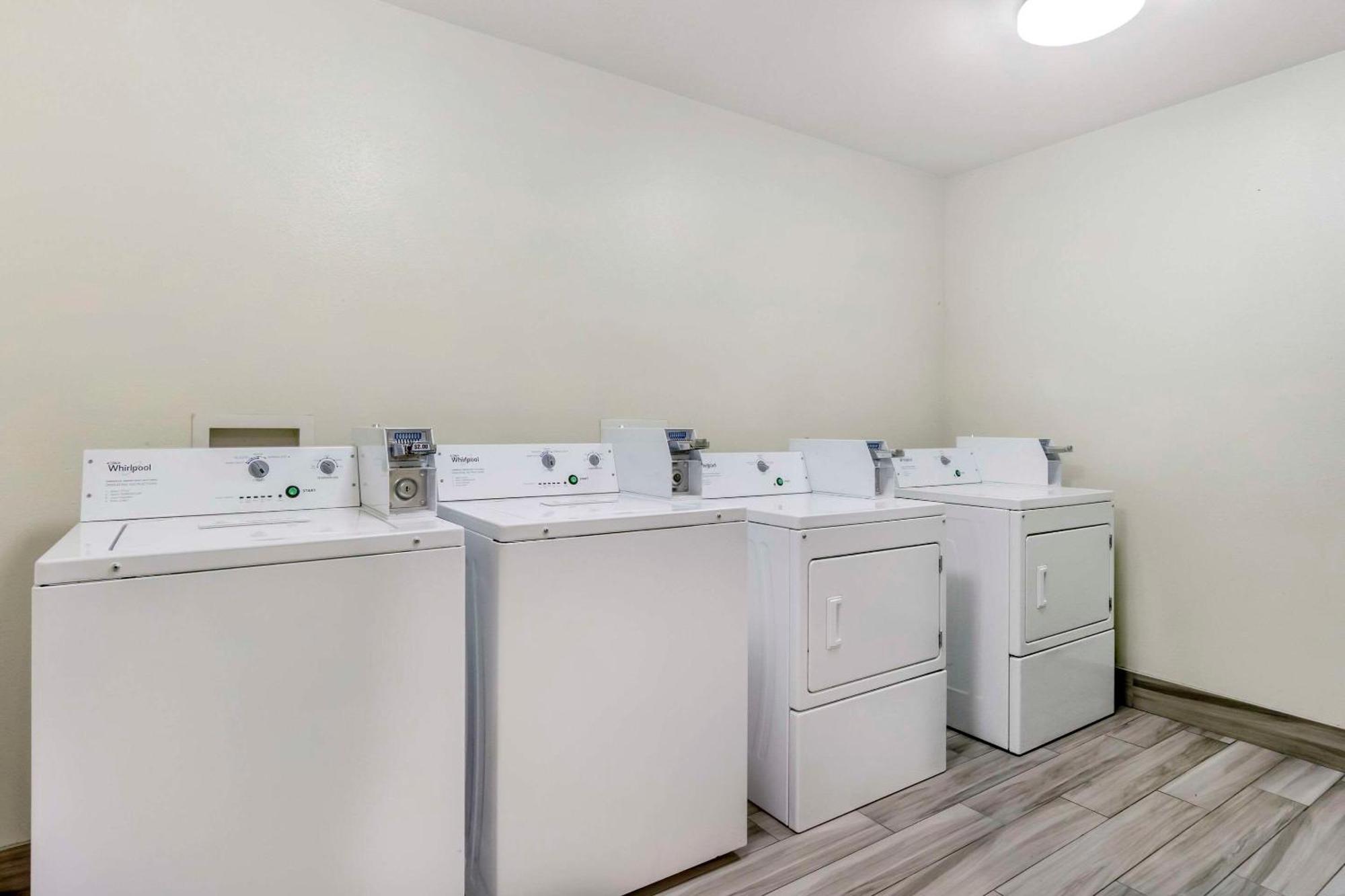Comfort Inn & Suites Pacific - Auburn エクステリア 写真