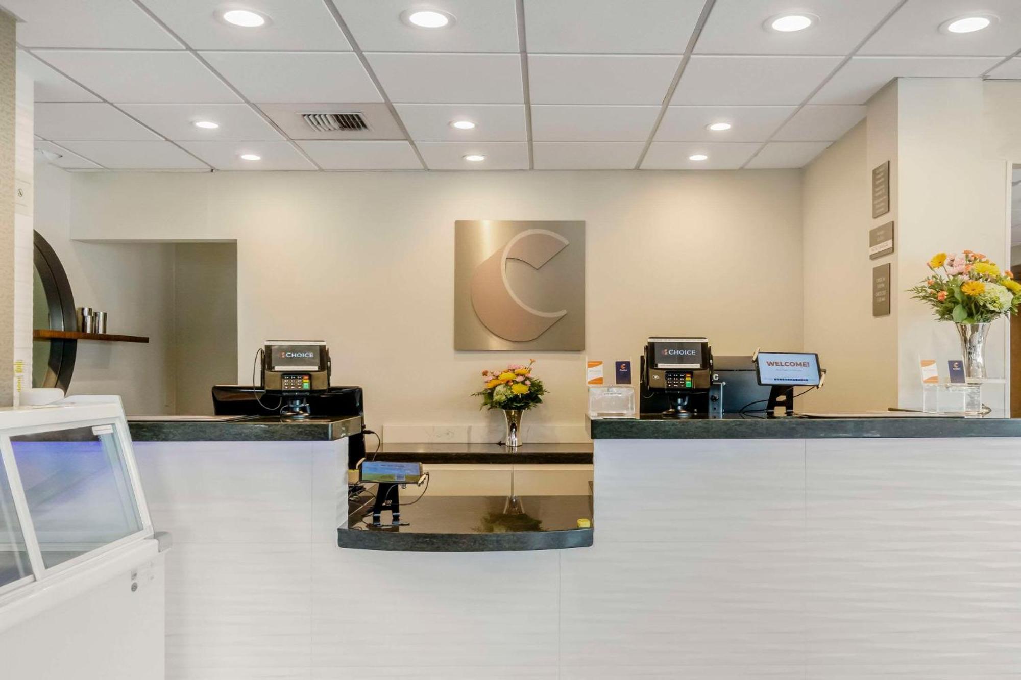 Comfort Inn & Suites Pacific - Auburn エクステリア 写真