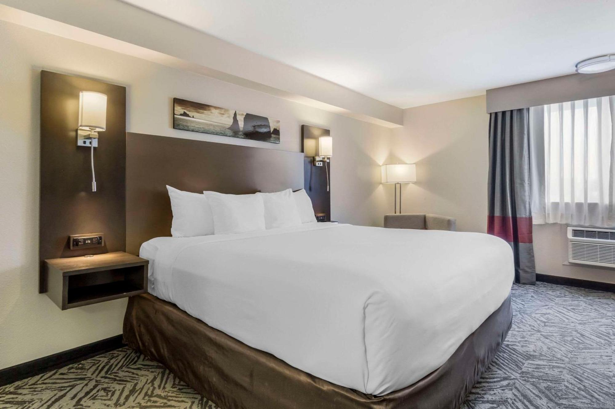 Comfort Inn & Suites Pacific - Auburn エクステリア 写真