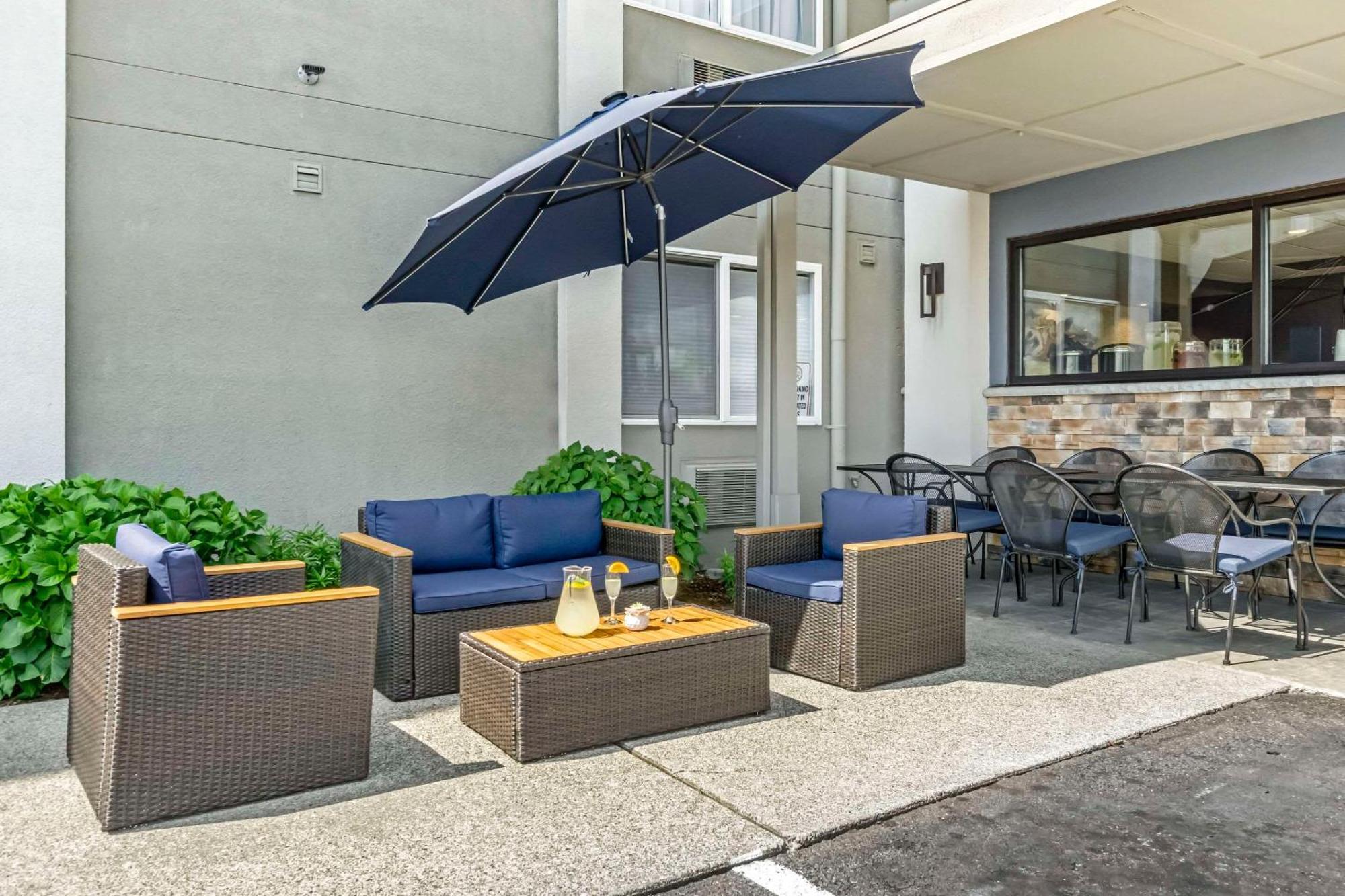 Comfort Inn & Suites Pacific - Auburn エクステリア 写真